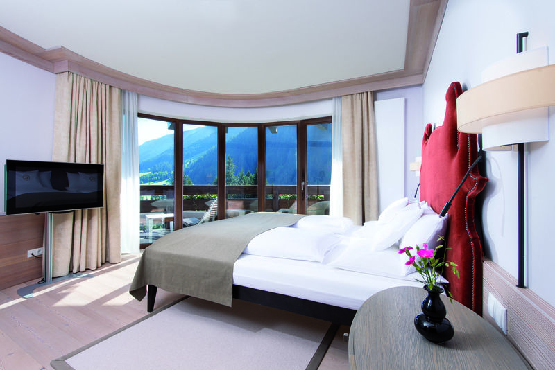 A-Rosa Ifen Hotel Kleinwalsertal Hirschegg  Eksteriør bilde A room at the Hotel Axelmannstein